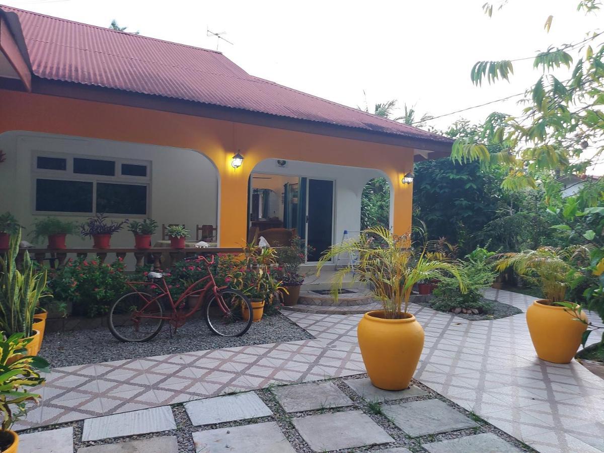 Chez Mera Self Catering La Digue  Extérieur photo